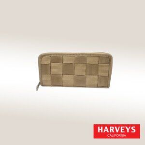 Harveys Larger Zip-Around Seatbelt Wallet – Champagne